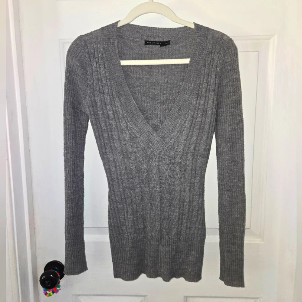 The Limited Gray V-Neck Casual Knit Sweater - Picture 1 of 7